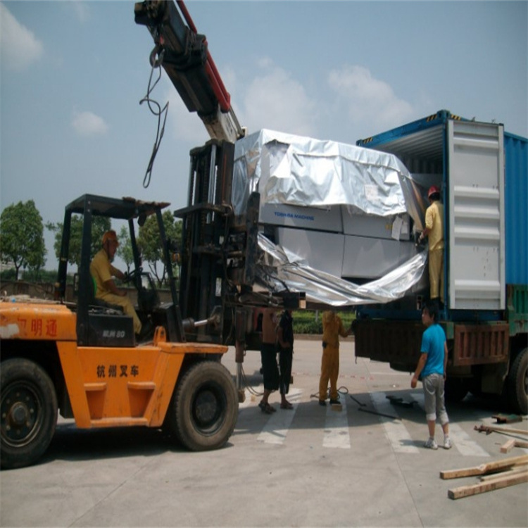 虎门港管委会附近的随车吊出租服务：选择指南与注意事项